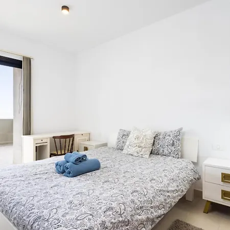 Loft Siam, Ac, Bbq, Wifi, Sea Views アパート アデヘ